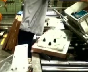 底托、底盤、減震墊、壓縮機上線系統